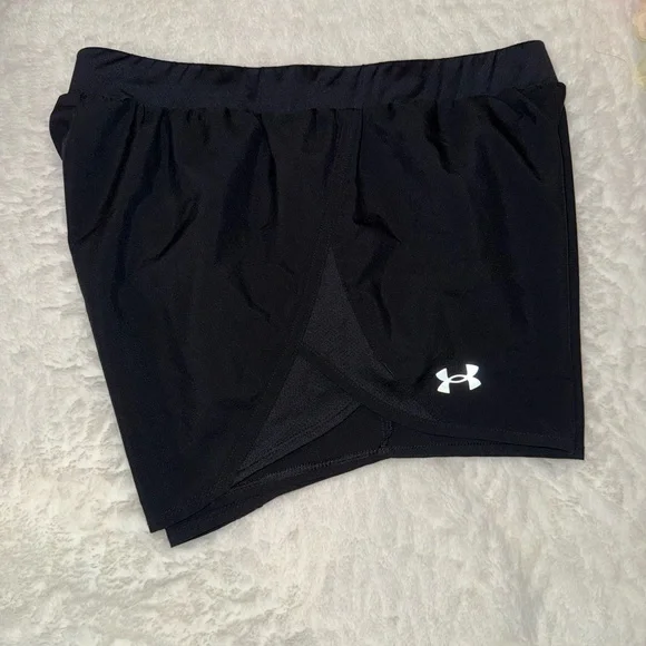 3 x 20$ Under Armour Women's Athletic Black Shorts Size Medium - Picture 6 of 6